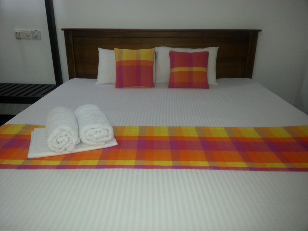 Damith Homestay Tangalle Exterior photo