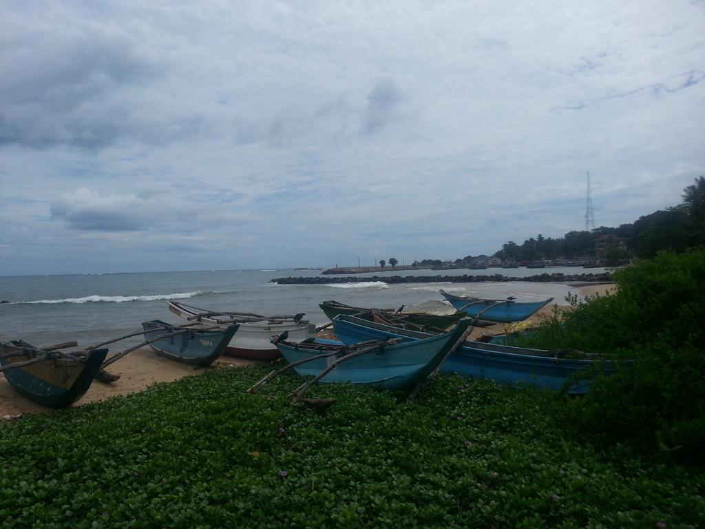 Damith Homestay Tangalle Exterior photo